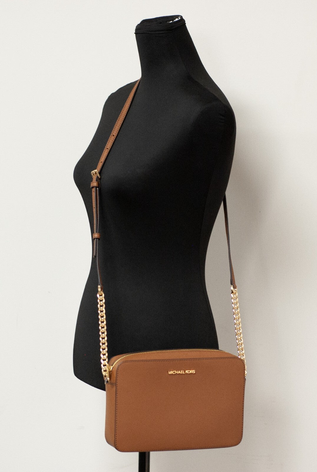 Michael Kors - Polished Saffiano Leather Structured Crossbody Bag - Luggage Michael Kors